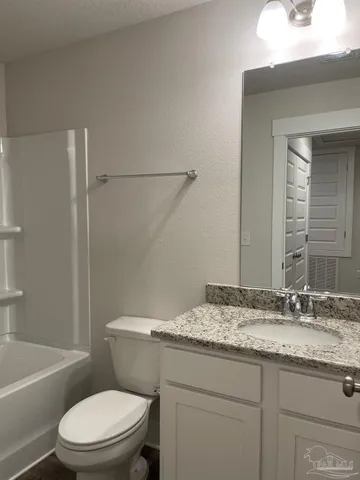 $1,800 | 1650 Iroquois Court, Pensacola, FL 32534