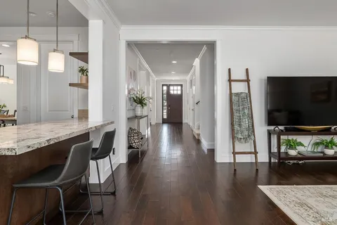 $1,849,000 | 11 Zandra Place, Novato, CA 94945
