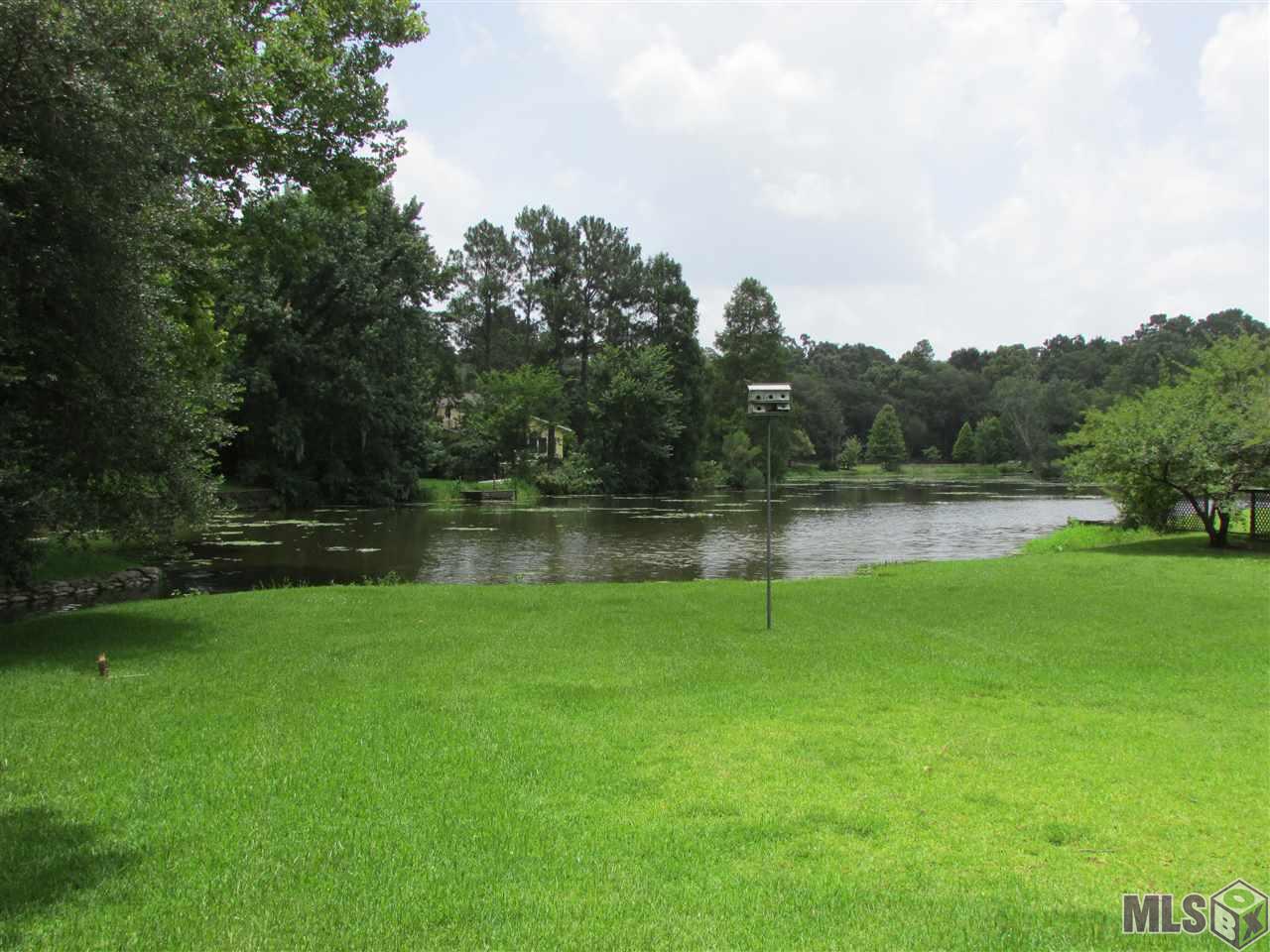 845 Diron Circle Baton Rouge, LA 70810 - Photo 4 of 17 Lakefront Property