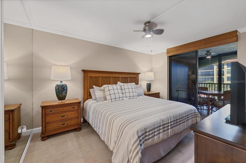 8750 Midnight Pass Road, Unit 302 Sarasota, FL 34242 - Photo 13 of 43