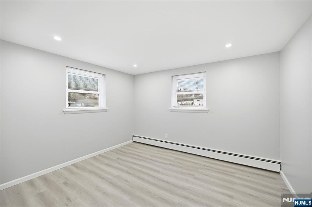 210 River Road New Milford, NJ 07646 - Photo 12 of 18