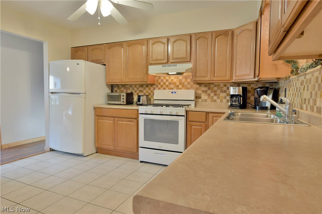5056 Warner Road Kinsman, OH 44428 - Photo 10 of 35 Gallery Image 10