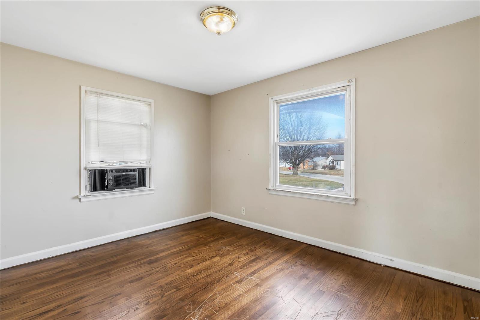 6001 Napier Drive St. Louis, MO 63134 - Photo 6 of 12