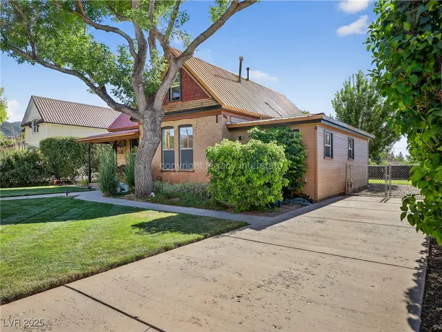 $425,000 | 60 South 100 West, Parowan, UT 84761