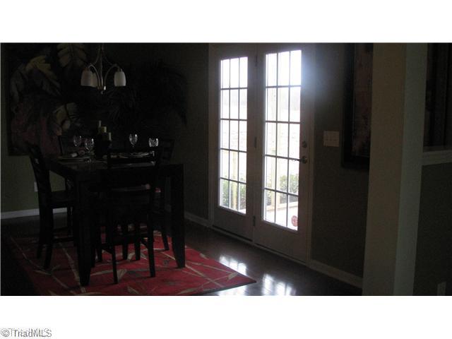 3317 Grandview Club Road Pfafftown, NC 27040 - Photo 11 of 16 Breakfast. Patio swing doors to screened in porch