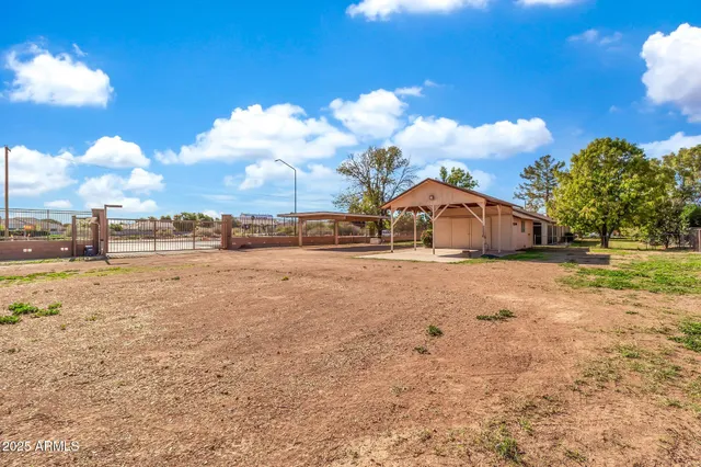 $850,000 | 15834 East Ocotillo Road, Gilbert, AZ 85298