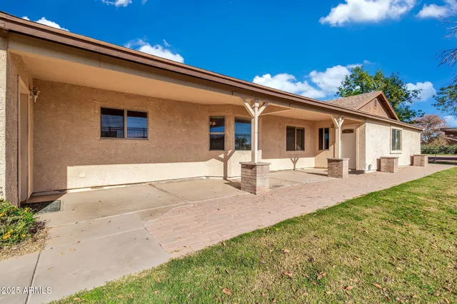 $850,000 | 15834 East Ocotillo Road, Gilbert, AZ 85298