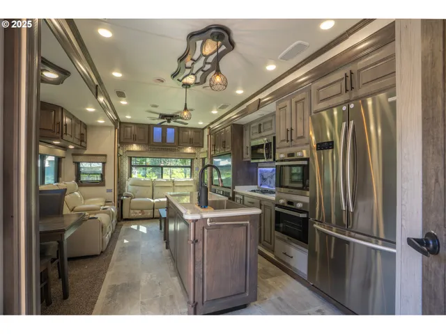 $1,350,000 | 46836 McKenzie Highway, Vida, OR 97488