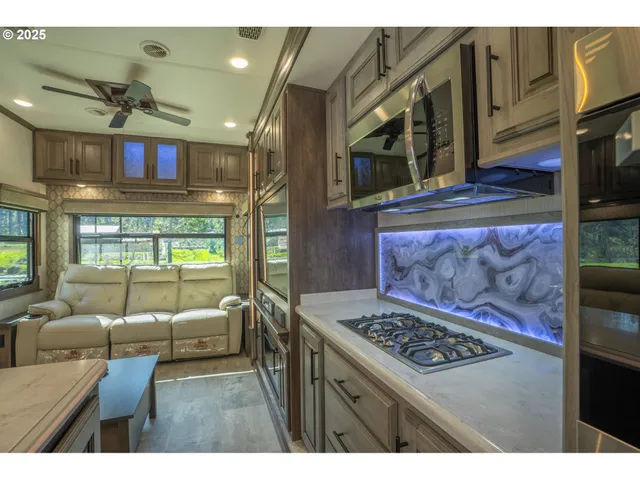 $1,350,000 | 46836 McKenzie Highway, Vida, OR 97488