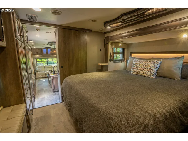 $1,350,000 | 46836 McKenzie Highway, Vida, OR 97488