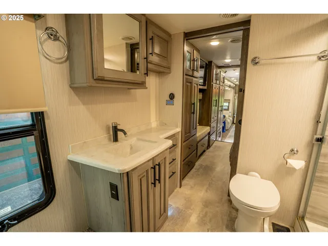 $1,350,000 | 46836 McKenzie Highway, Vida, OR 97488