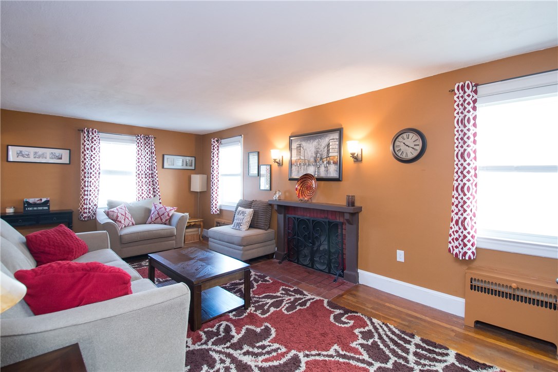 559 Power Road Pawtucket, RI 02860 - Photo 3 of 18 Gallery Image 3