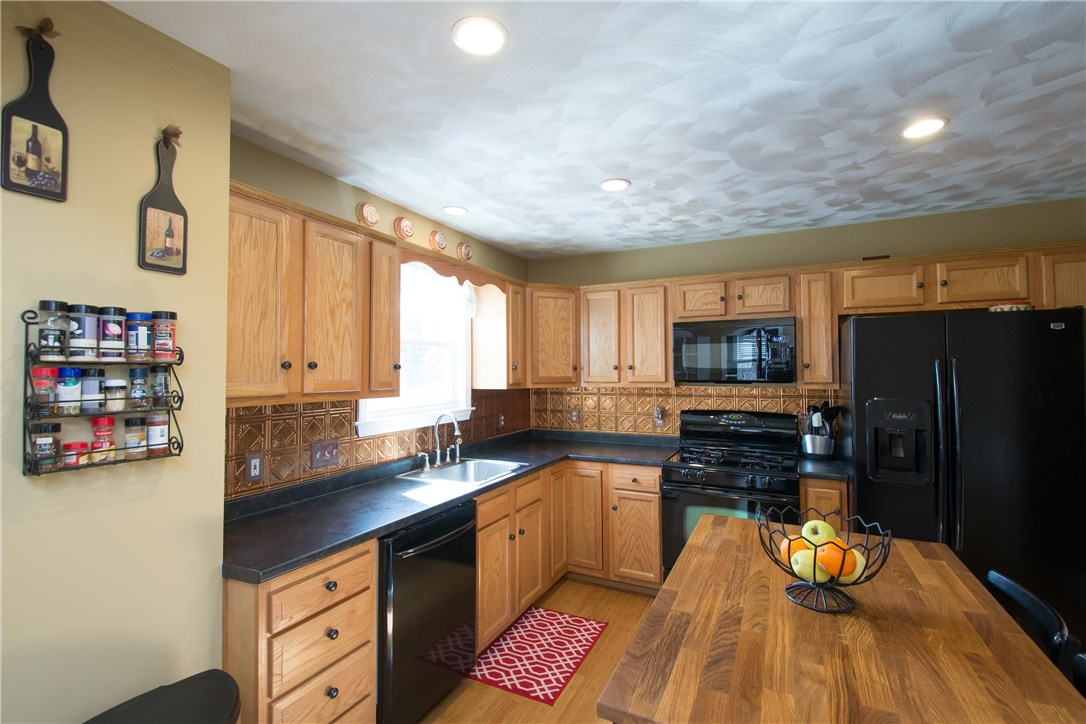 559 Power Road Pawtucket, RI 02860 - Photo 6 of 18 Gallery Image 6