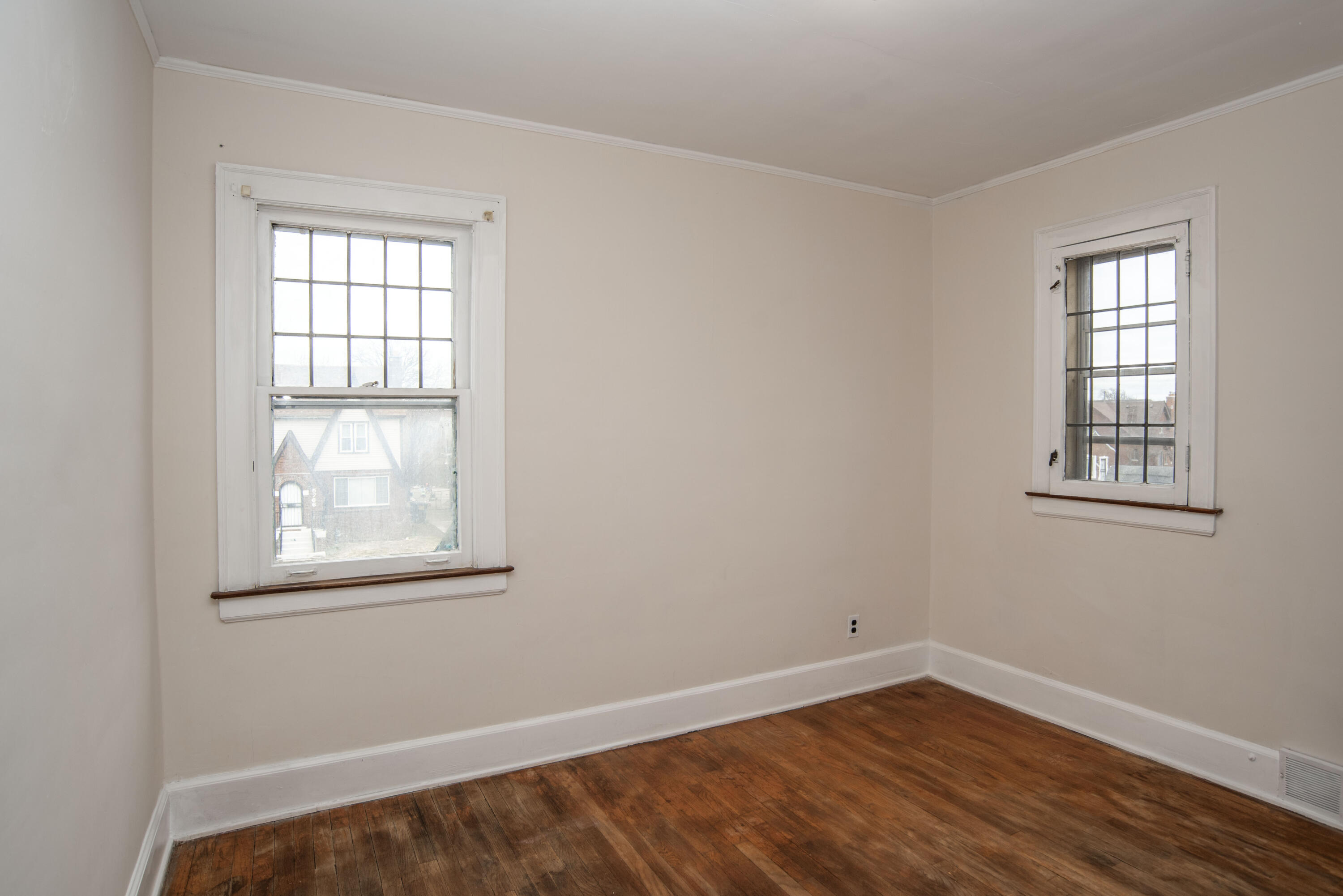 5767 Balfour Road Detroit, MI 48224 - Photo 20 of 39 DSC_7326