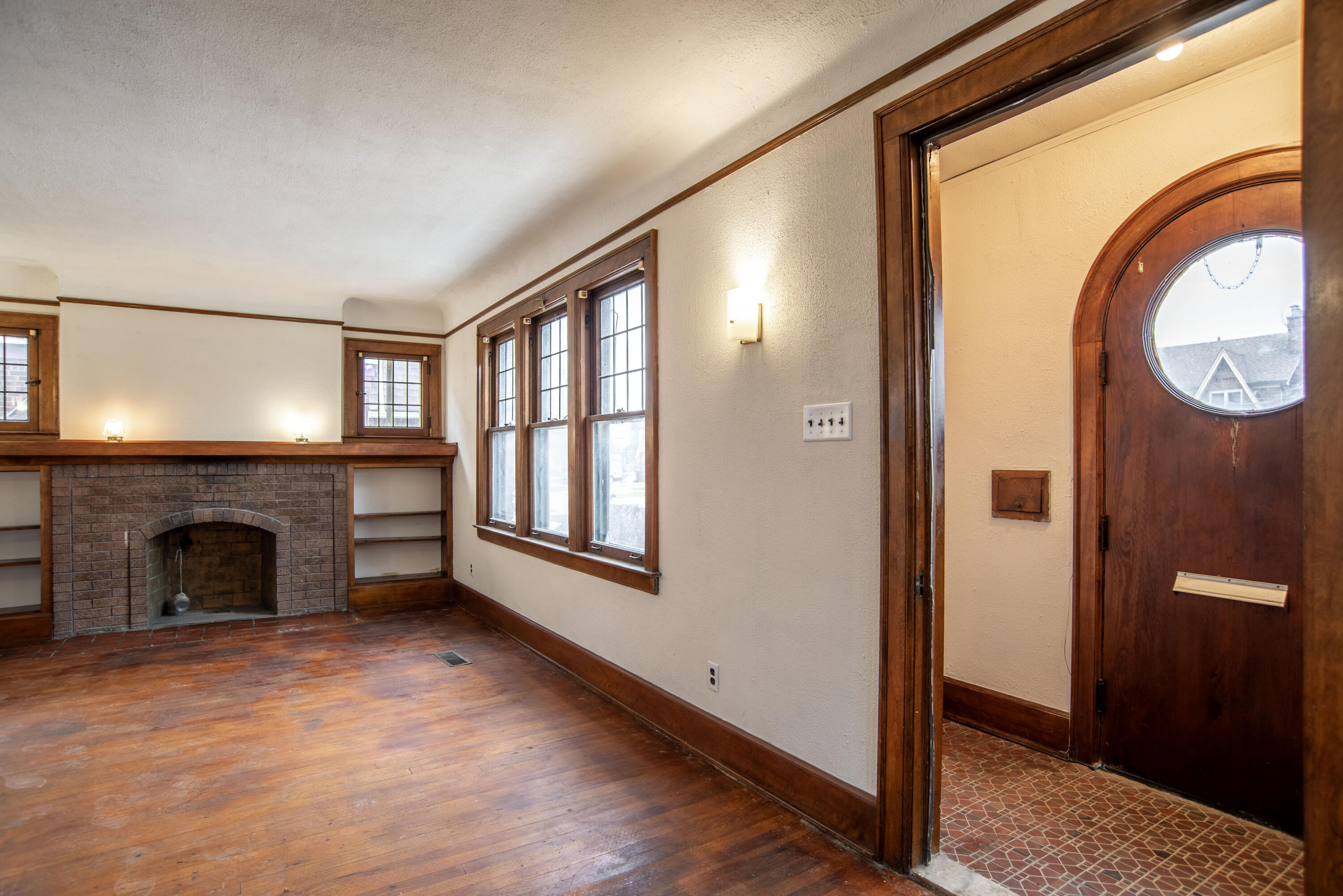 5767 Balfour Road Detroit, MI 48224 - Photo 2 of 39 DSC_7273-HDR