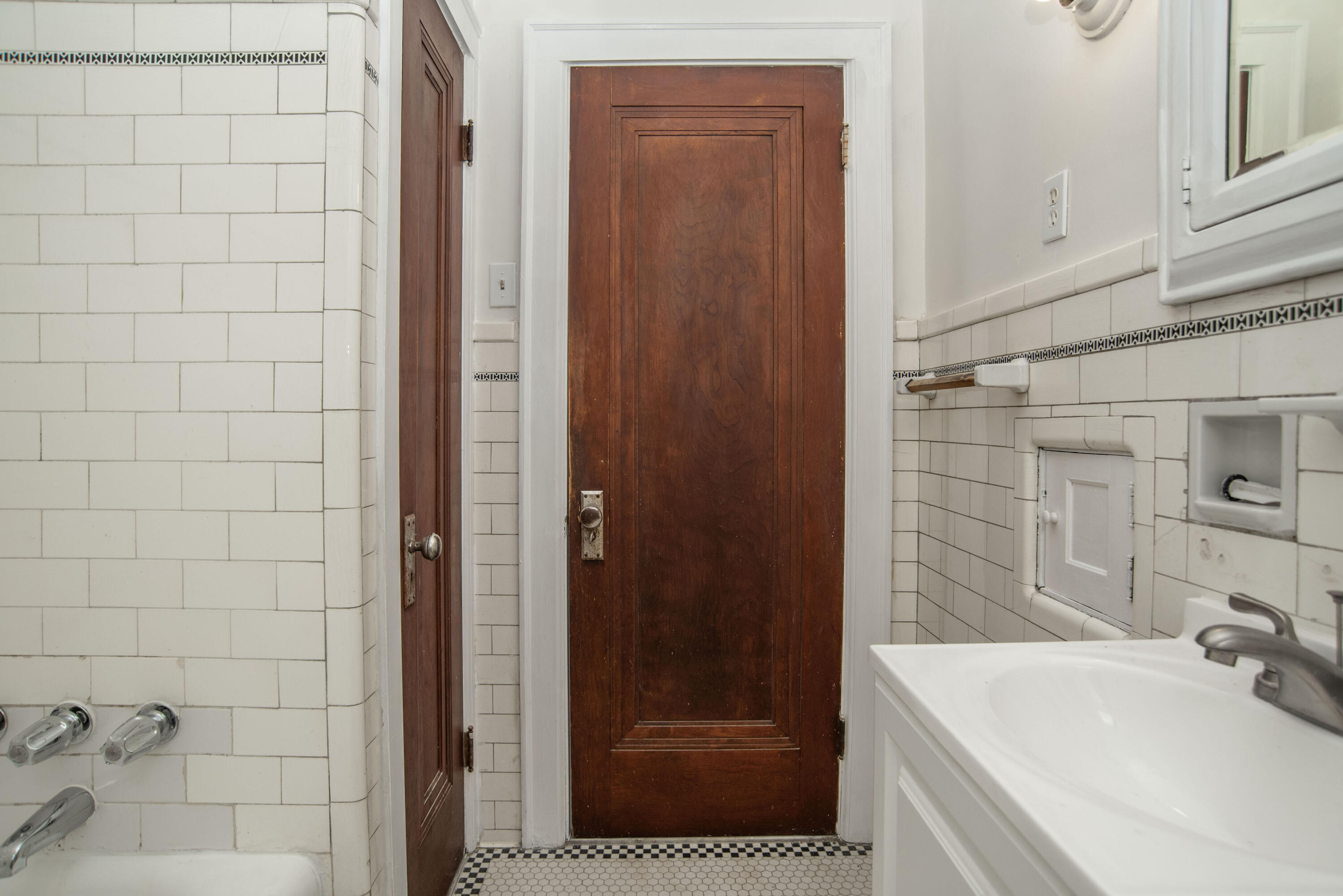 5767 Balfour Road Detroit, MI 48224 - Photo 24 of 39 DSC_7334