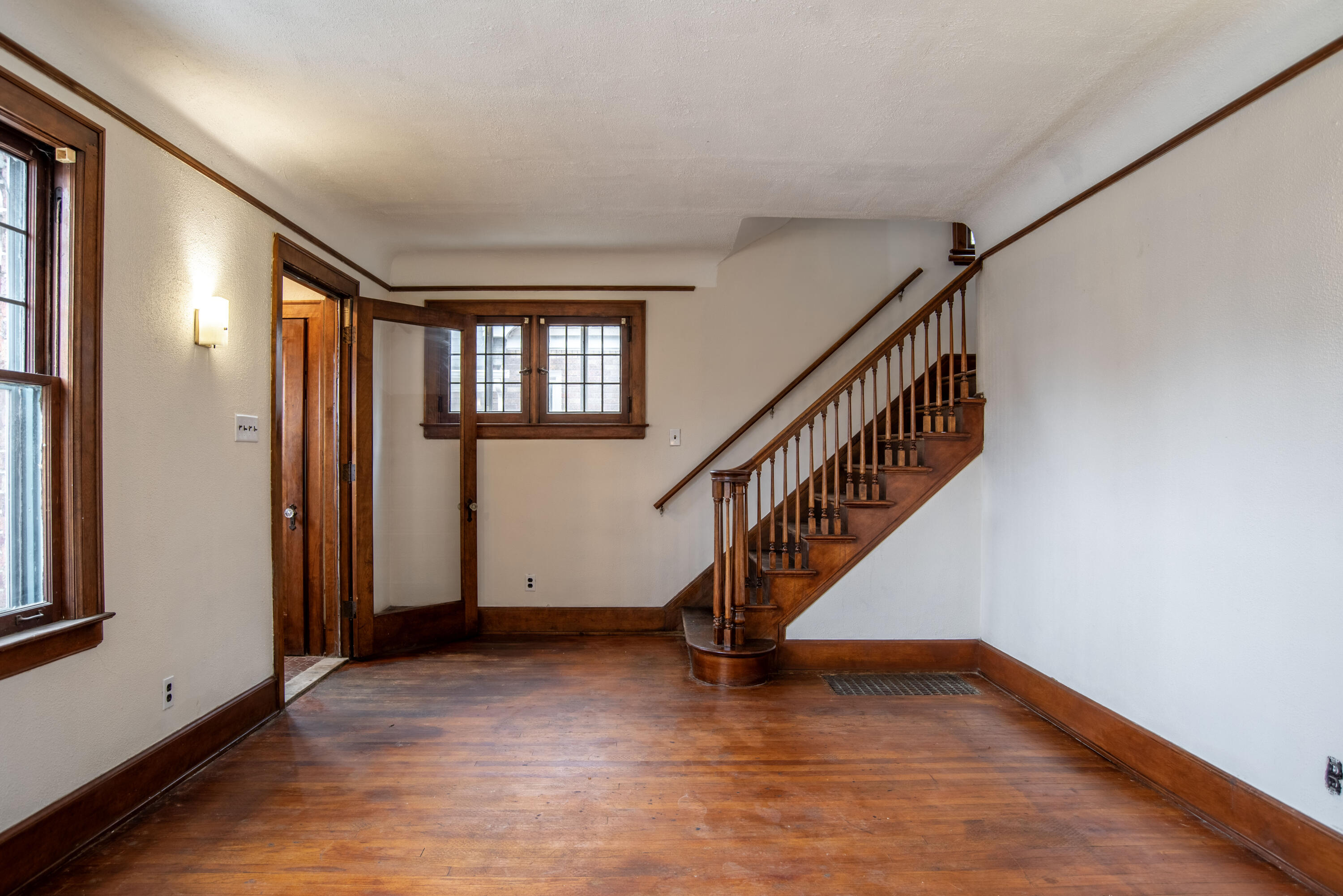 5767 Balfour Road Detroit, MI 48224 - Photo 5 of 39 DSC_7264-HDR