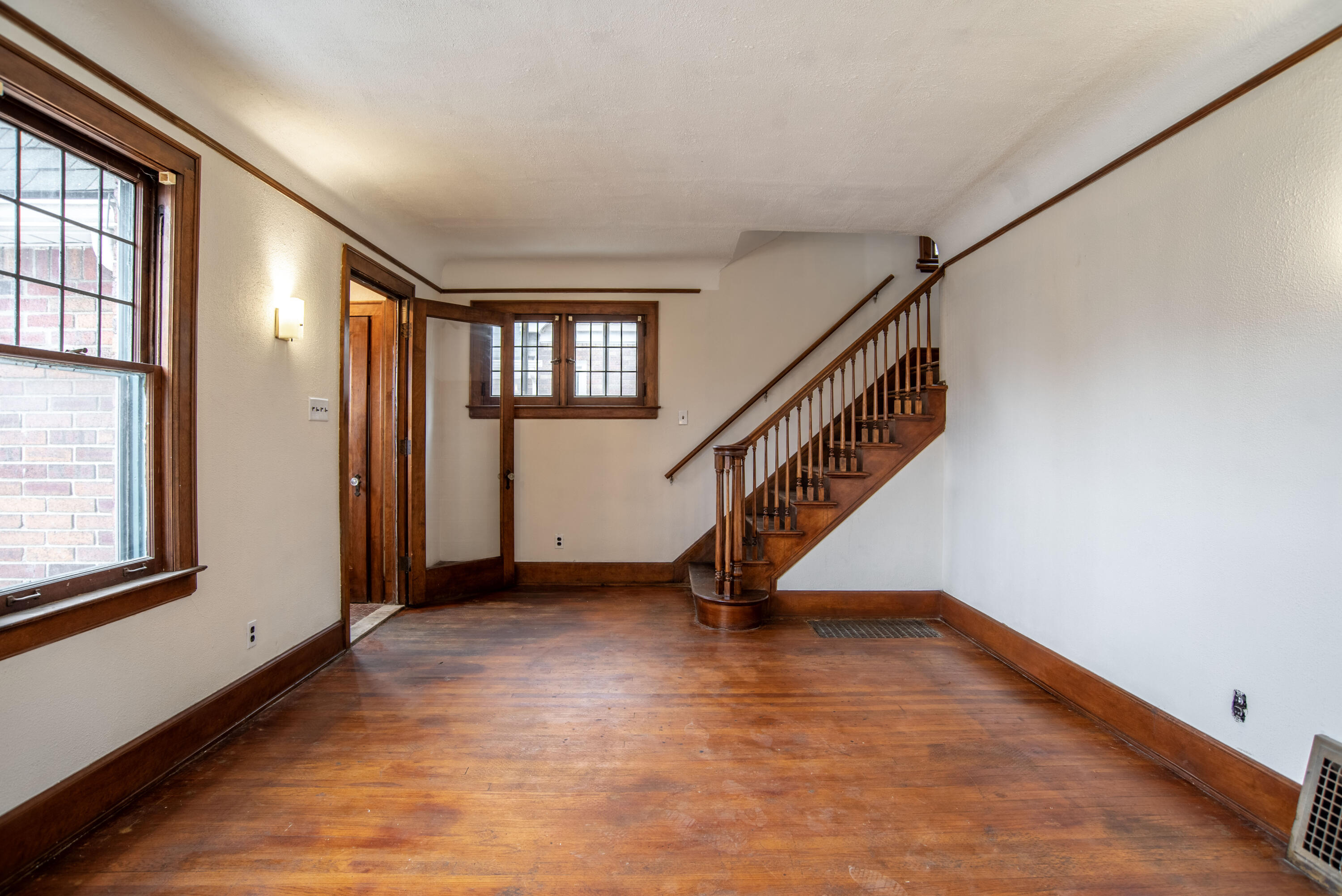 5767 Balfour Road Detroit, MI 48224 - Photo 6 of 39 DSC_7267-HDR