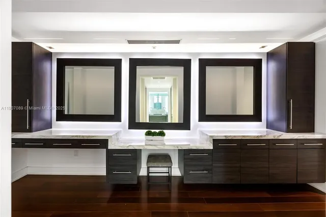 $60,000 | 300 Royal Plaza Drive, Fort Lauderdale, FL 33301