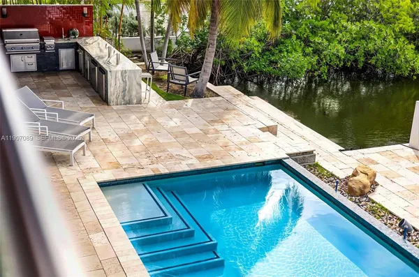 $60,000 | 300 Royal Plaza Drive, Fort Lauderdale, FL 33301