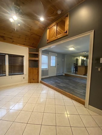 108 Prouty Street Springfield, MA 01119 - Photo 10 of 28