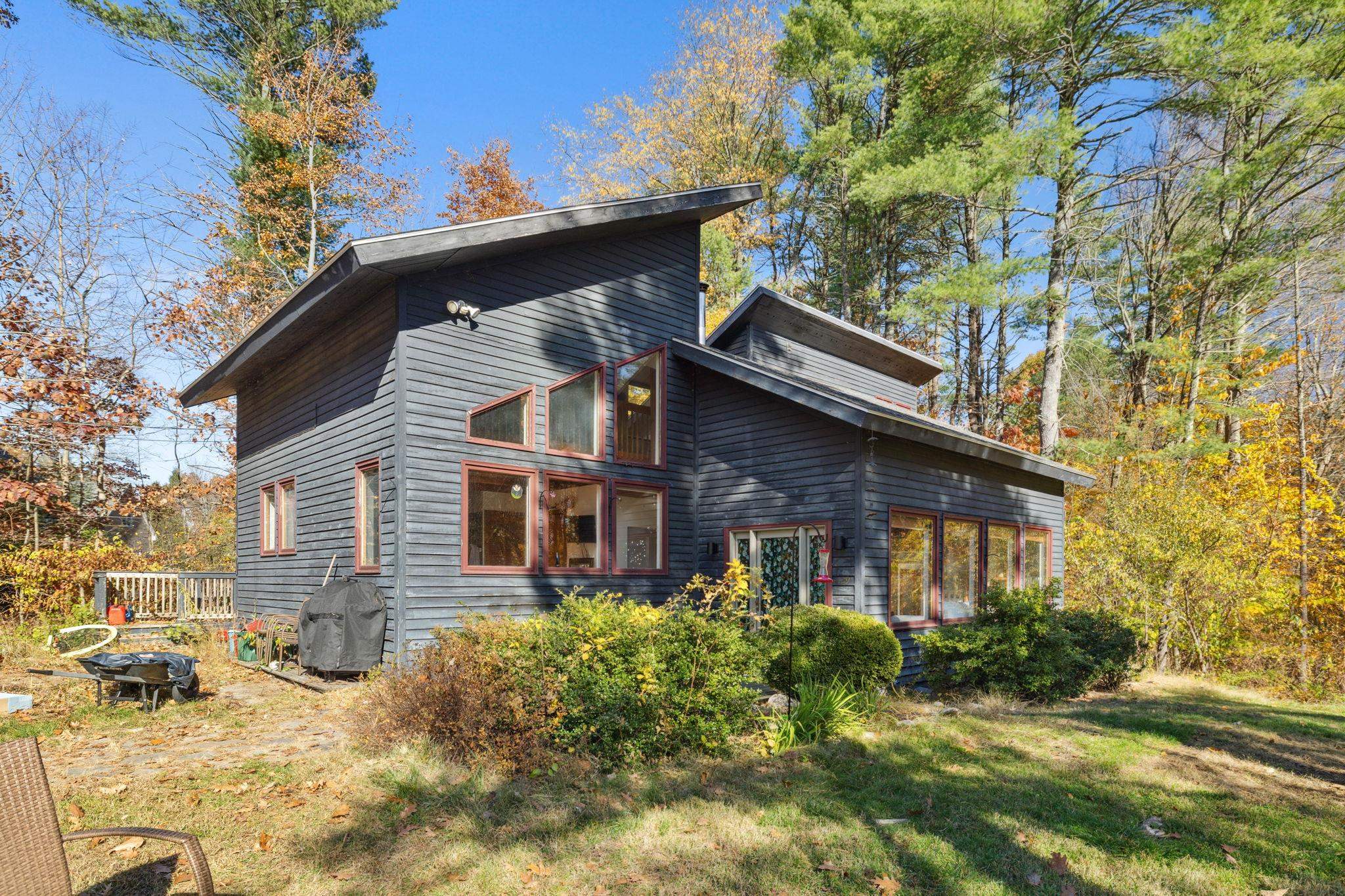 129 Winnicutt Road Stratham, NH 03885 - Photo 1 of 1