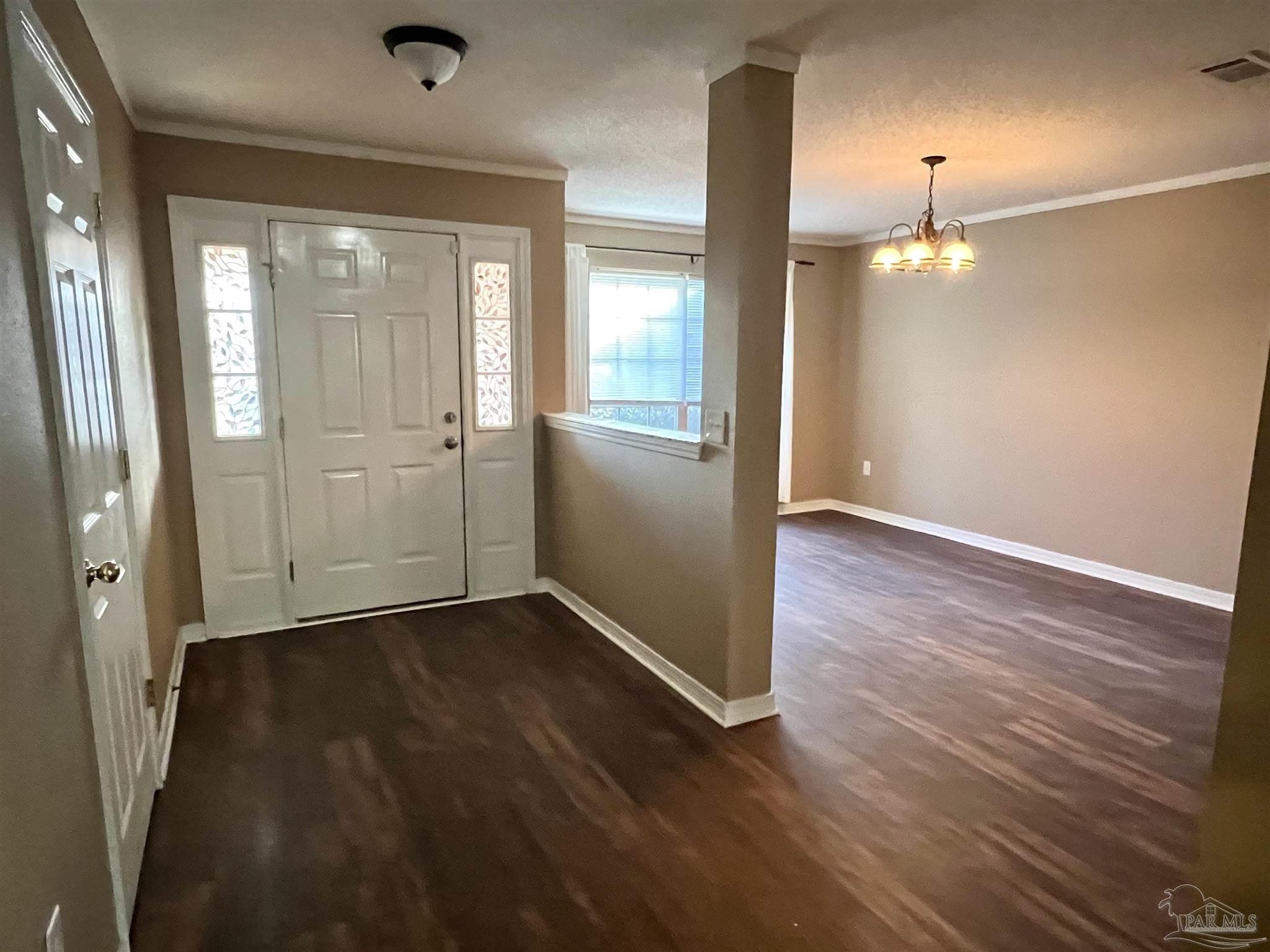 4830 Ribault Lane Milton, FL 32570 - Photo 4 of 23 Gallery Image 4