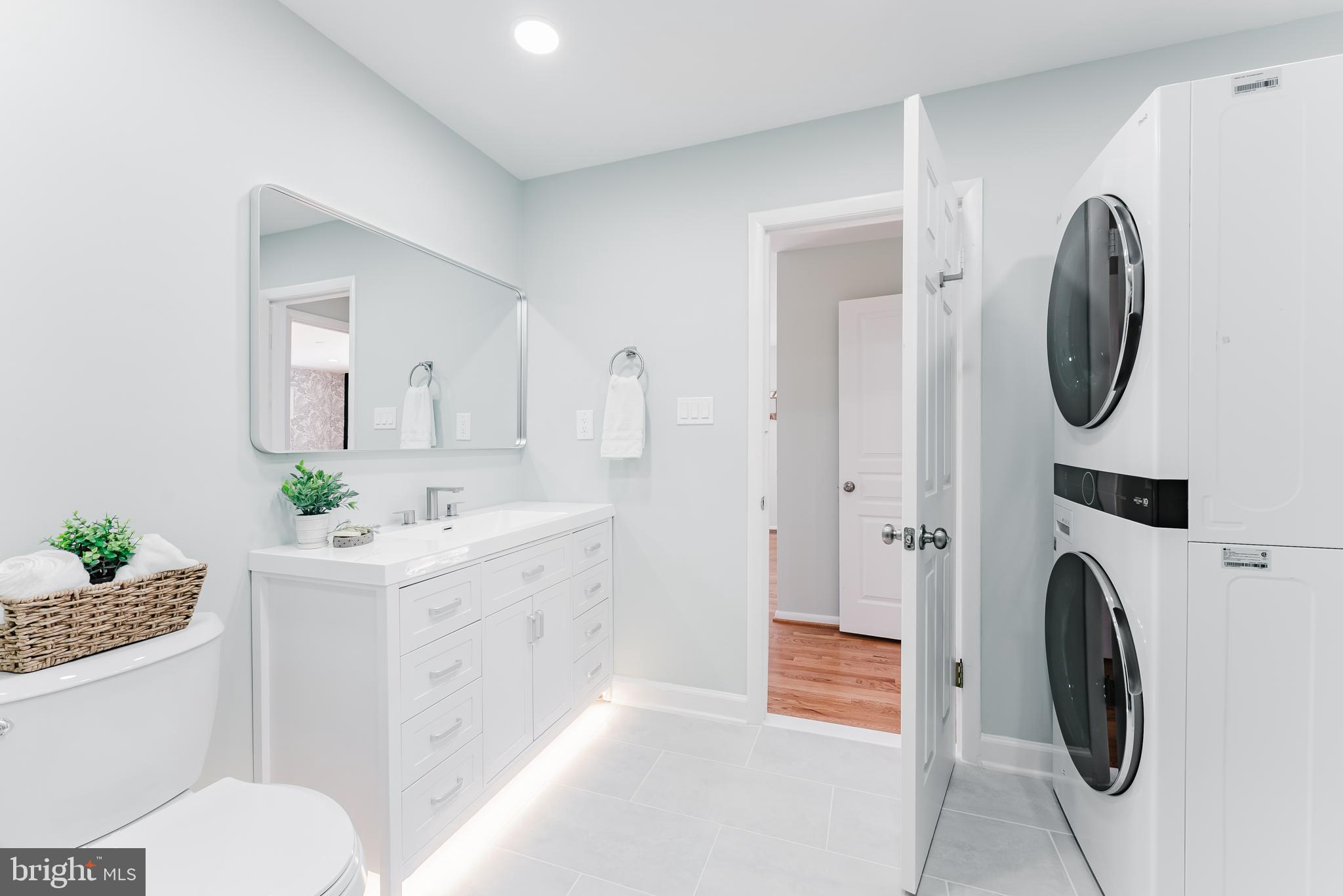 4148 Addison Road Fairfax, VA 22030 - Photo 26 of 43