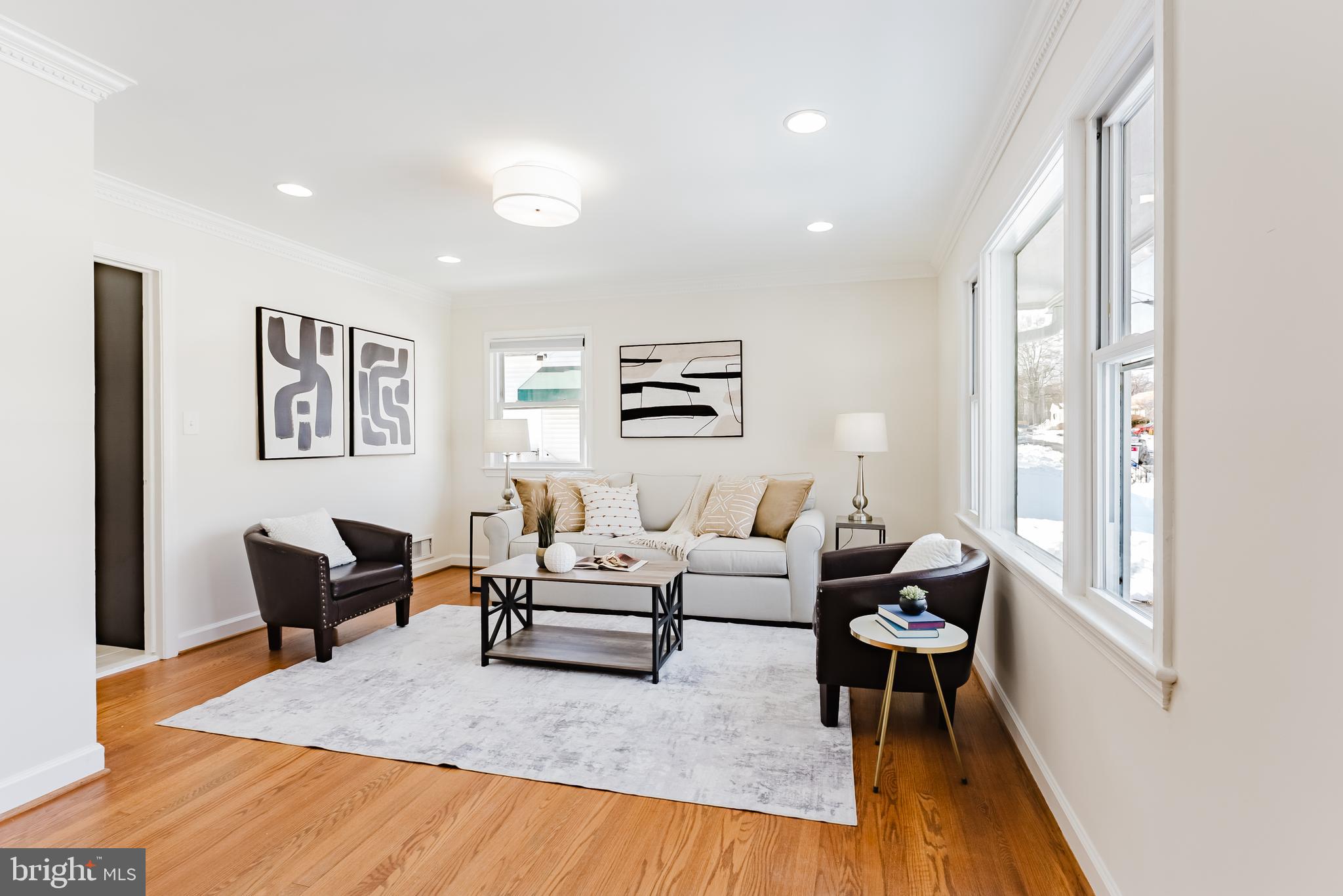 4148 Addison Road Fairfax, VA 22030 - Photo 9 of 43