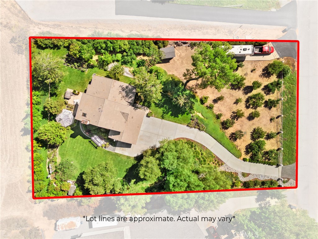 10684 Lakeview Road Yucaipa, CA 92399 - Photo 61 of 63 an aerial view of a garden