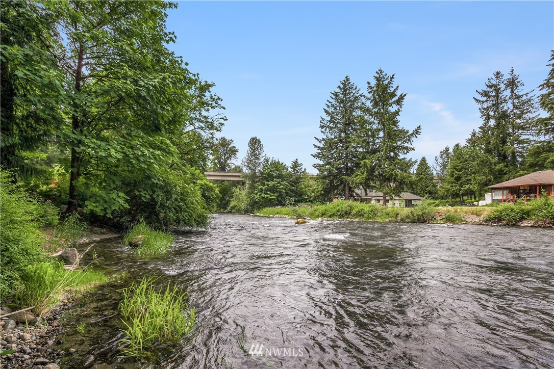 22510 Southeast Bain Road Maple Valley, WA 98038 - Photo 11 of 24