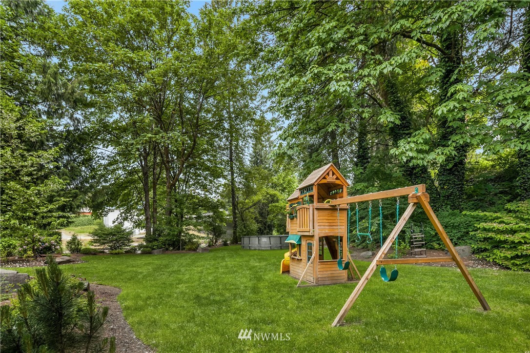22510 Southeast Bain Road Maple Valley, WA 98038 - Photo 6 of 24