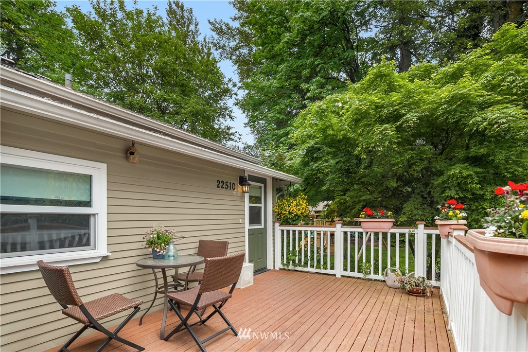 22510 Southeast Bain Road Maple Valley, WA 98038 - Photo 9 of 24