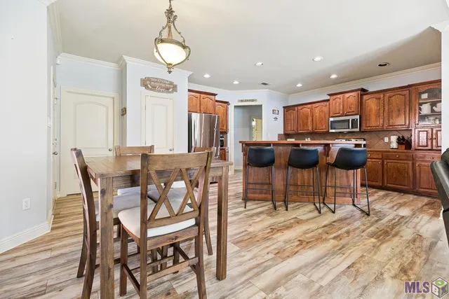 $275,000 | 12292 Dutchtown Villa Drive, Geismar, LA 70734