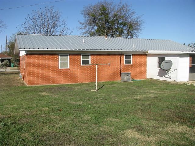 234 Putnam Street Evant, TX 76525 - Photo 11 of 13