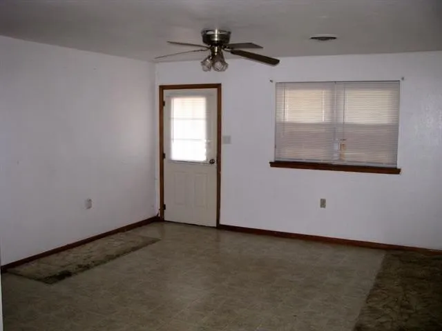 $743 | 234 Putnam Street, Evant, TX 76525