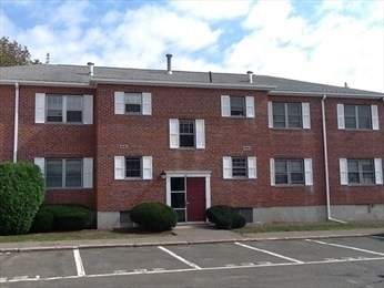 162 Lake Shore Road, Unit 2 Boston, MA 02135 - Photo 9 of 17 Gallery Image 9