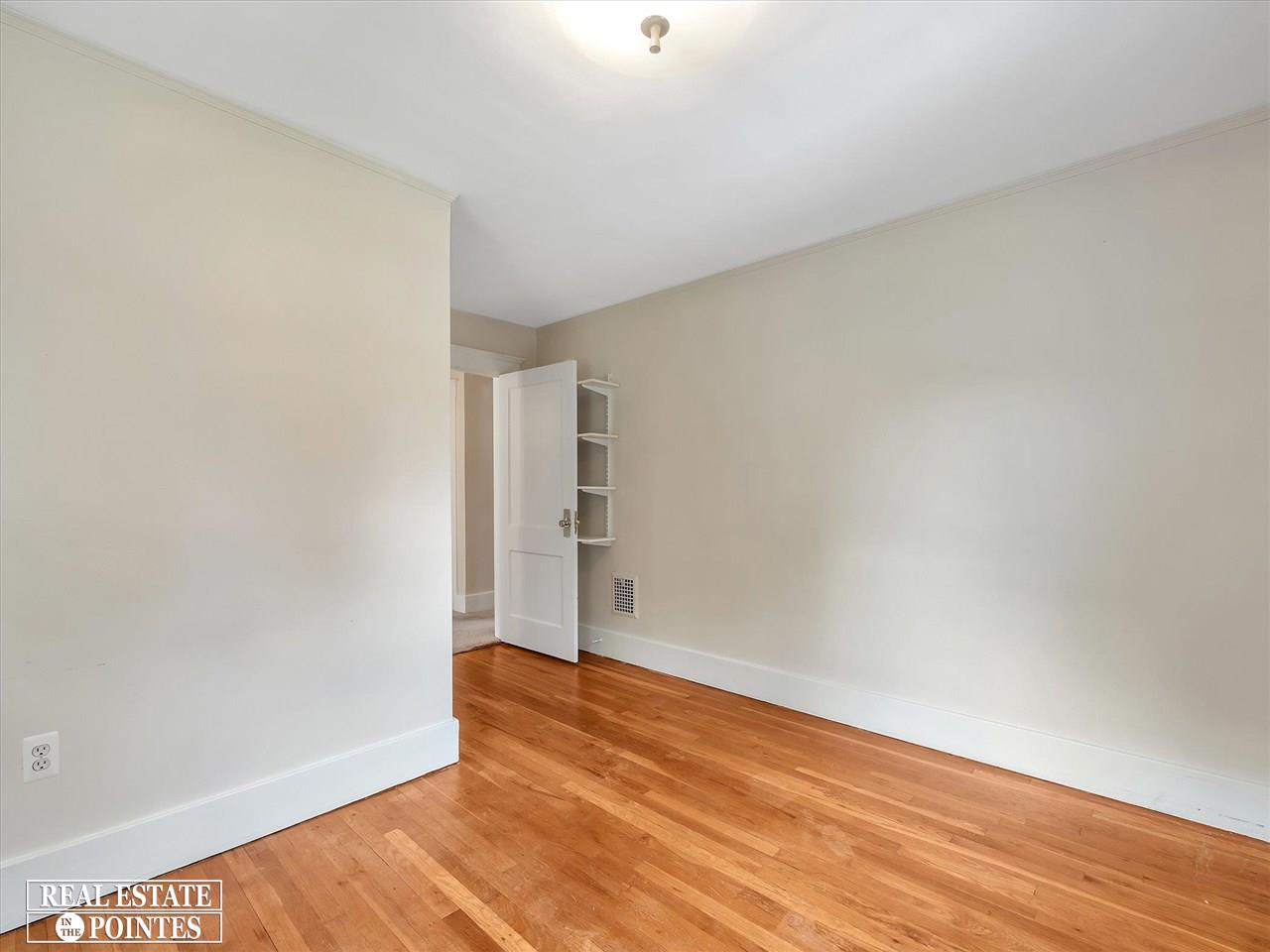 289 Ridgemont Road Grosse Pointe Farms, MI 48236 - Photo 32 of 50