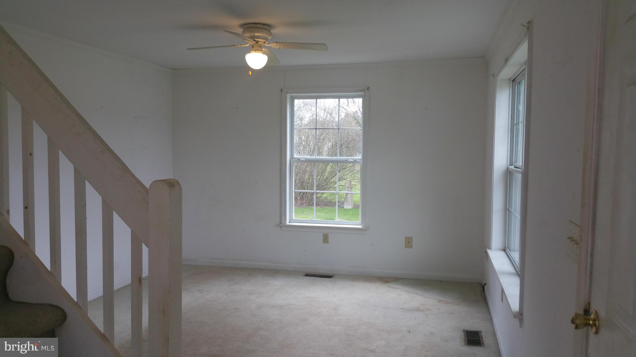 4925 Piney Neck Road Rock Hall, MD 21661 - Photo 9 of 15 Living Room