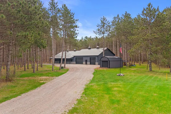 $739,000 | 222 County Rd Z, Nekoosa, WI 54457