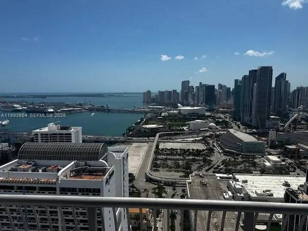 $2,100 | 1750 North Bayshore Drive, Unit 5008, Miami, FL 33132