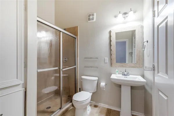 $1,990 | 5565 Preston Oaks Road, Unit 237, Dallas, TX 75254
