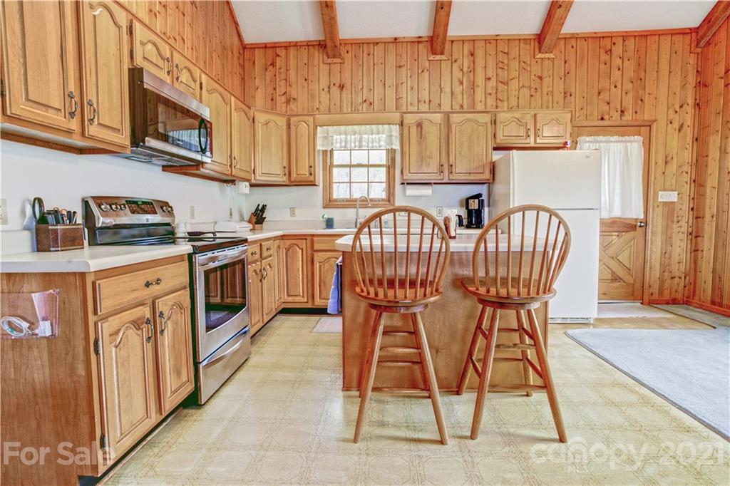 1307 W Road Hot Springs, NC 28743 - Photo 14 of 48 Gallery Image 14