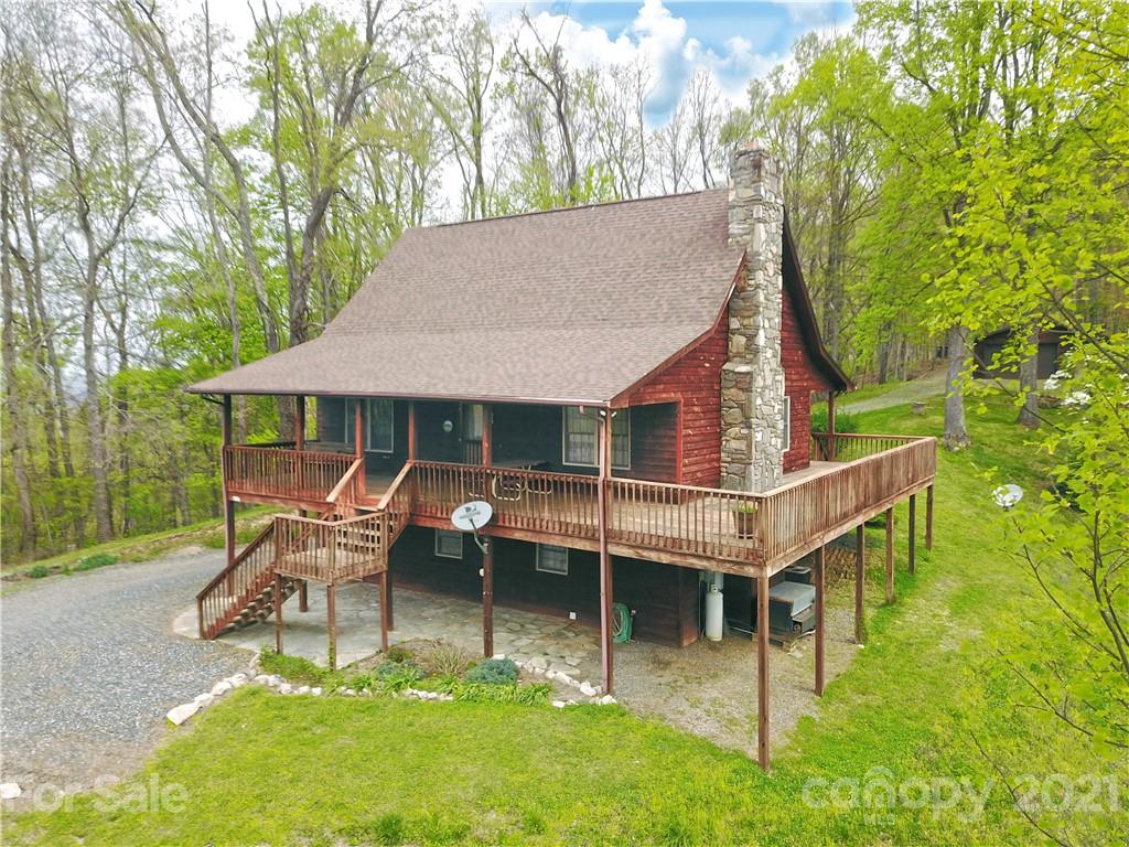 1307 W Road Hot Springs, NC 28743 - Photo 3 of 48 Gallery Image 3