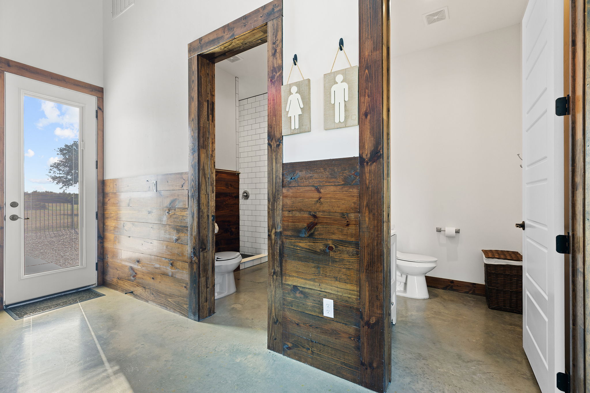 1124 County Road 301 Elgin, TX 78621 - Photo 36 of 40 a view of a bathroom with a glass door