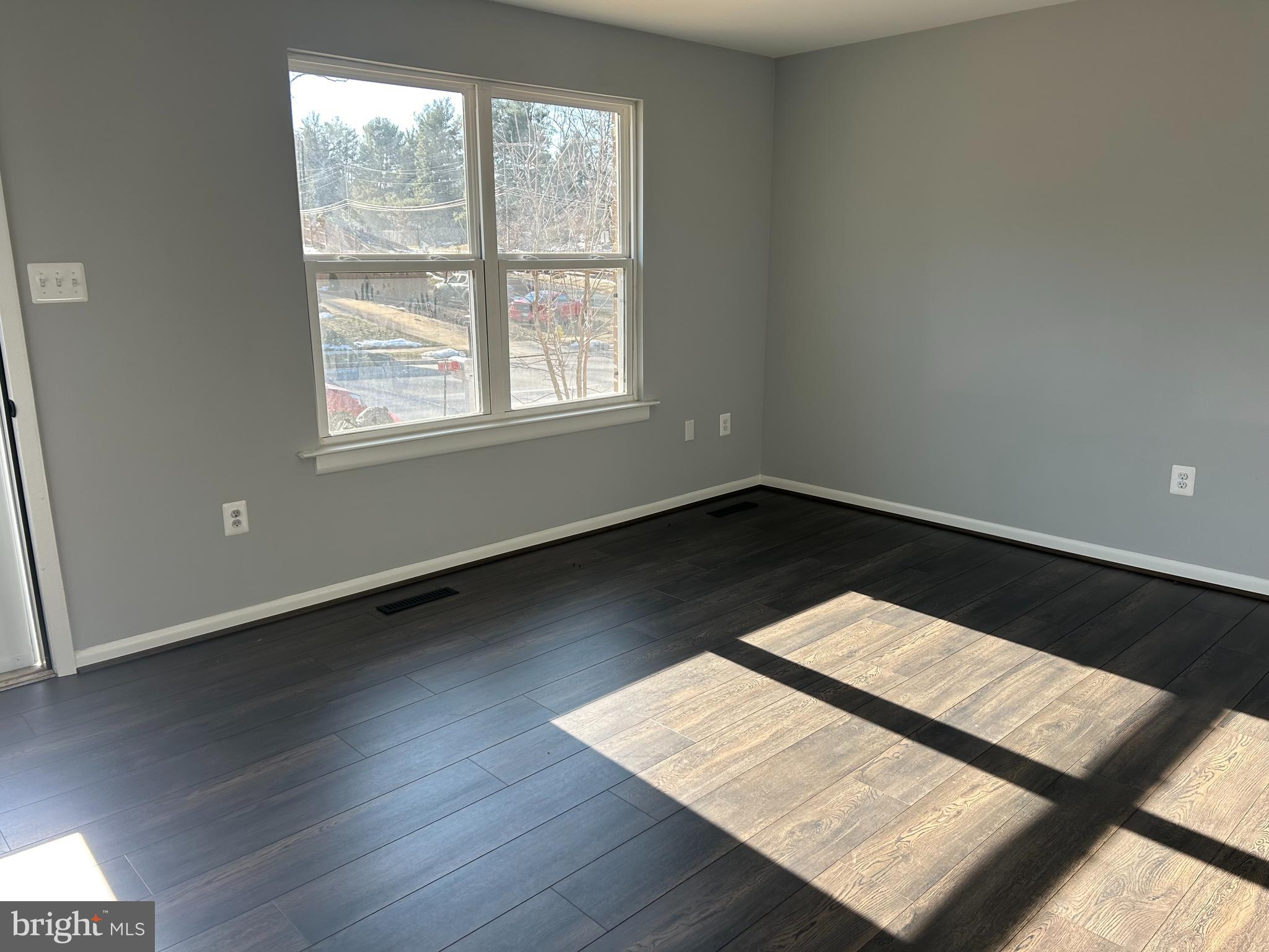238 Ternwing Drive Arnold, MD 21012 - Photo 3 of 22 an empty room with wooden floor