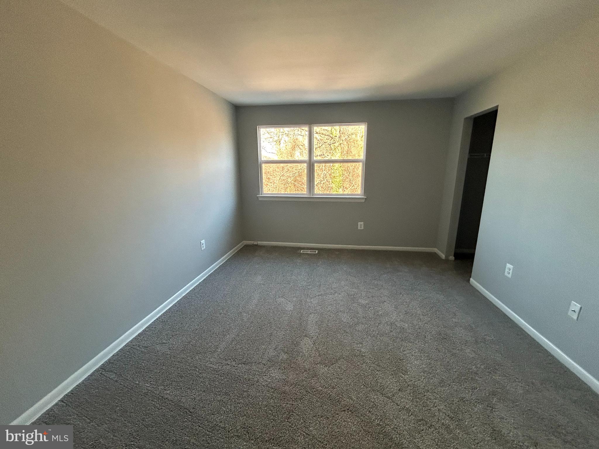 238 Ternwing Drive Arnold, MD 21012 - Photo 10 of 22 an empty room with a window
