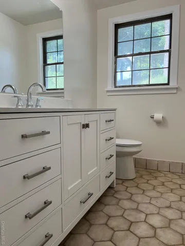 $2,950 | 121 East Hook Cross Road, Hopewell Junction, NY 12533