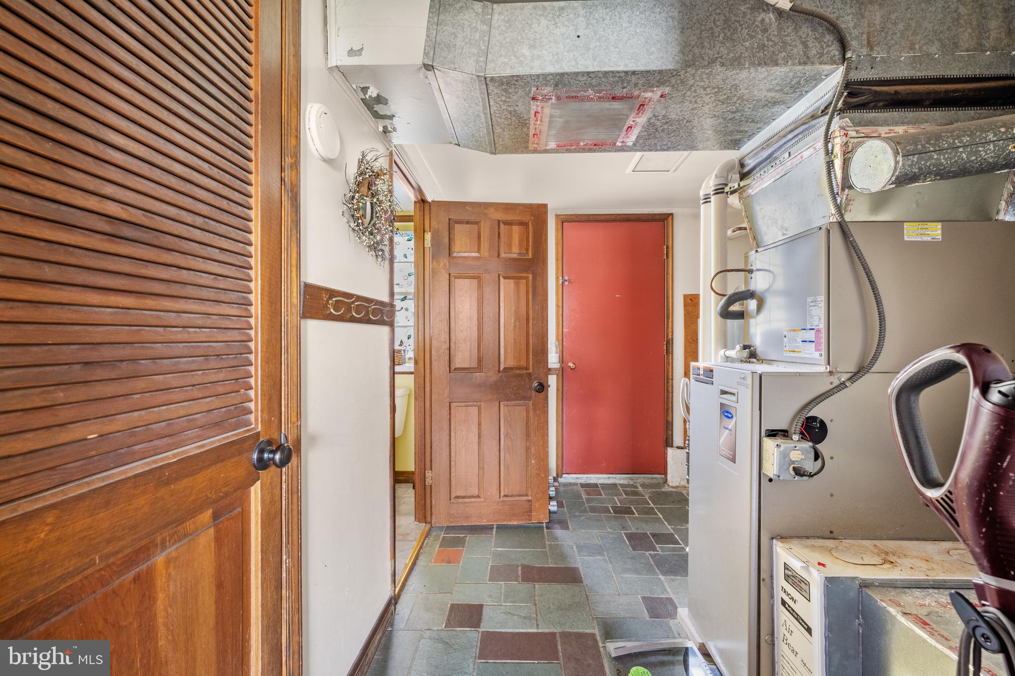 371 Annabelle Avenue Carneys Point, NJ 08069 - Photo 28 of 34