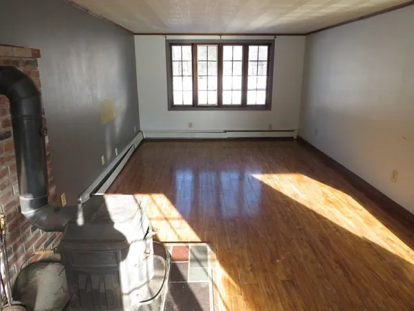 $165,000 | 31 Williamson Avenue, Berlin, NH 03570